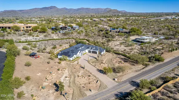 7868 E STAGECOACH Pass, Carefree, AZ 85377