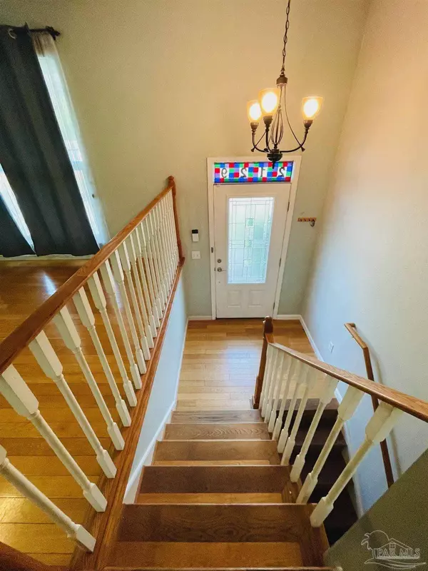 2129 Pullman Cir, Pensacola, FL 32526