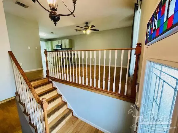 2129 Pullman Cir, Pensacola, FL 32526