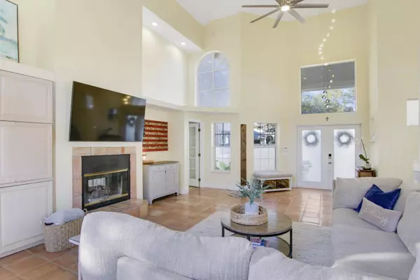 6370 Longleaf Pine DR, Jupiter, FL 33458