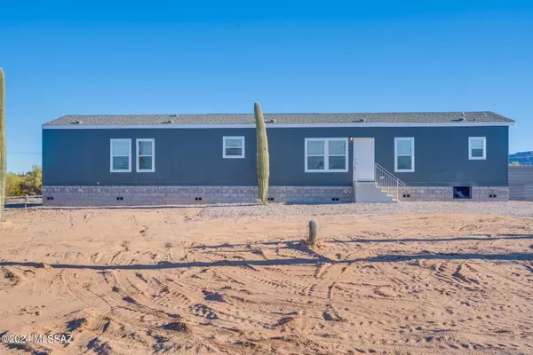 6358 N Van Ark Road, Tucson, AZ 85743