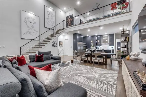 4616 Manett Street, Dallas, TX 75204