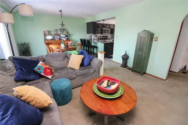 2904 Timberglen Dr, Imperial, PA 15126