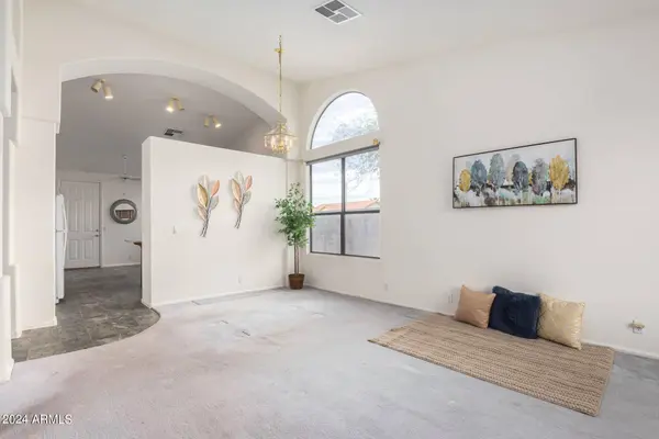 20450 N 39th Drive, Glendale, AZ 85308