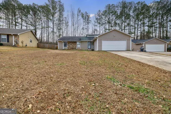 1299 Bugle CT, Hampton, GA 30228