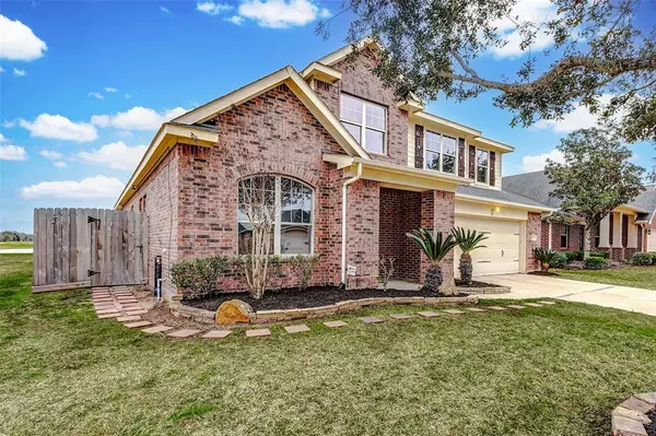 7707 Lakeside Manor, Pearland, TX 77581