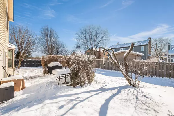 456 E Valleyview DR, Bartlett, IL 60103