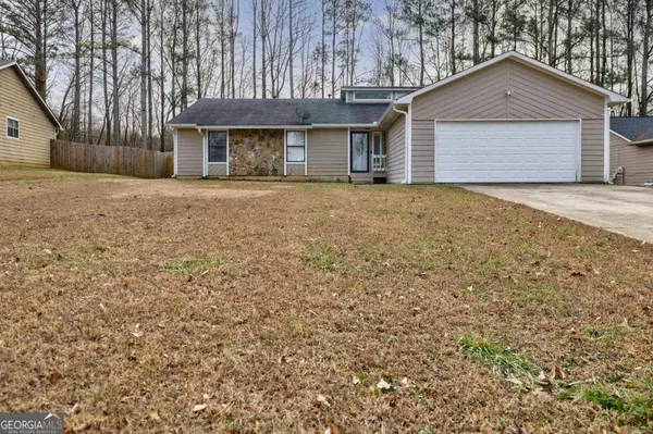 1299 Bugle CT, Hampton, GA 30228