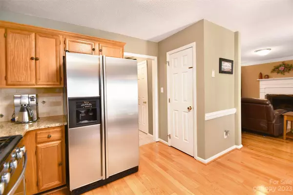 15005 Wiltshire Manor DR, Charlotte, NC 28278