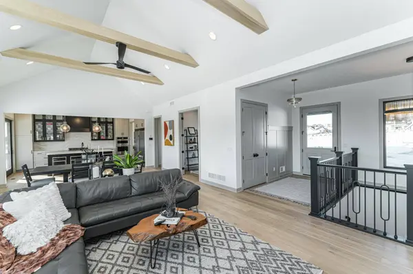 1548 Shannon Oaks BLVD NE, Rochester, MN 55906