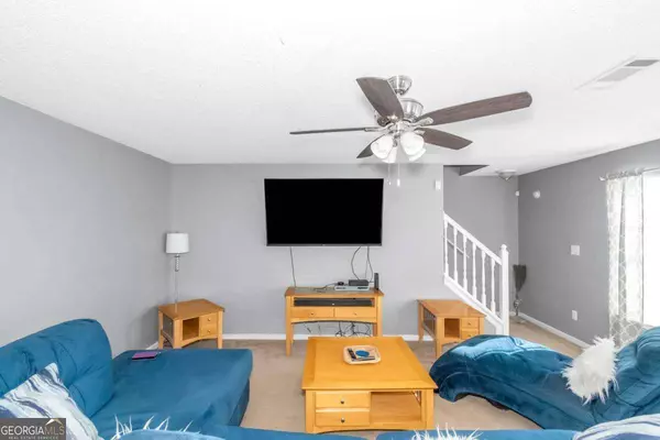 6120 Hickory Lane, Union City, GA 30291