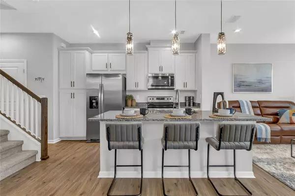 1192 LAKESHORE BREEZE PL, Kissimmee, FL 34747