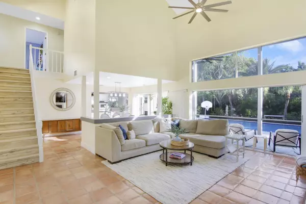 6370 Longleaf Pine DR, Jupiter, FL 33458