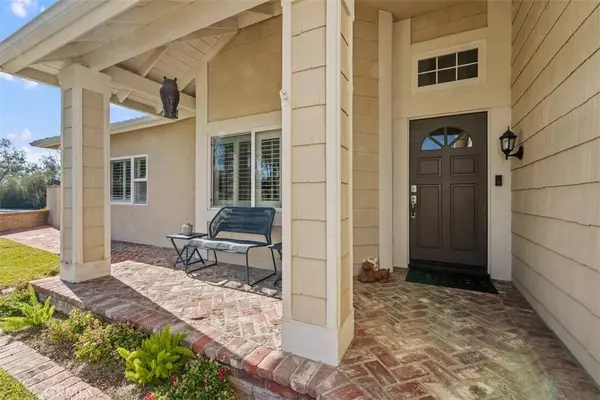 21251 Oakridge LN, Trabuco Canyon, CA 92679