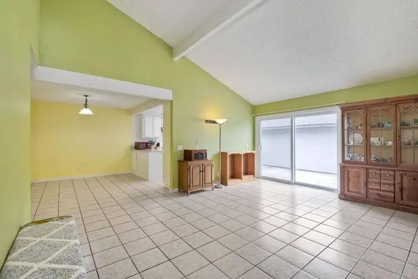 3573 Papaya, Oceanside, CA 92058