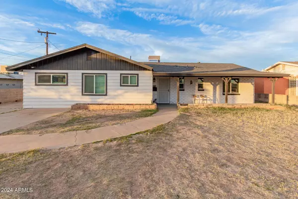 4712 E MELVIN Street, Phoenix, AZ 85008