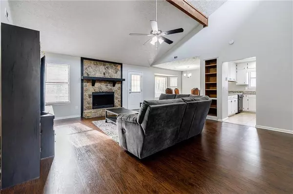 1299 Bugle CT, Hampton, GA 30228