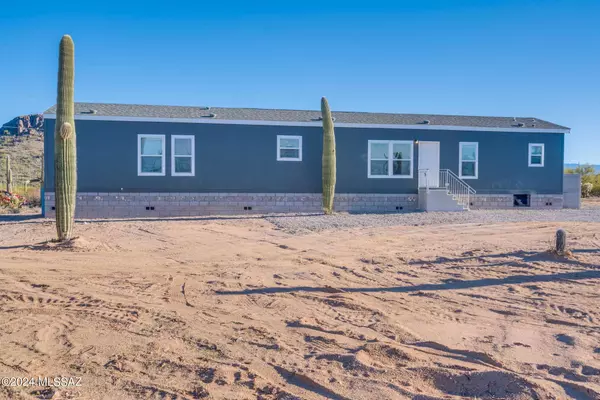 6358 N Van Ark Road, Tucson, AZ 85743