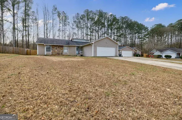 1299 Bugle CT, Hampton, GA 30228