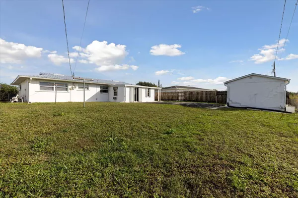 2962 Chipper DR NE, Palm Bay, FL 32905