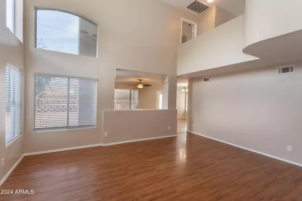 4810 W PIUTE Avenue, Glendale, AZ 85308