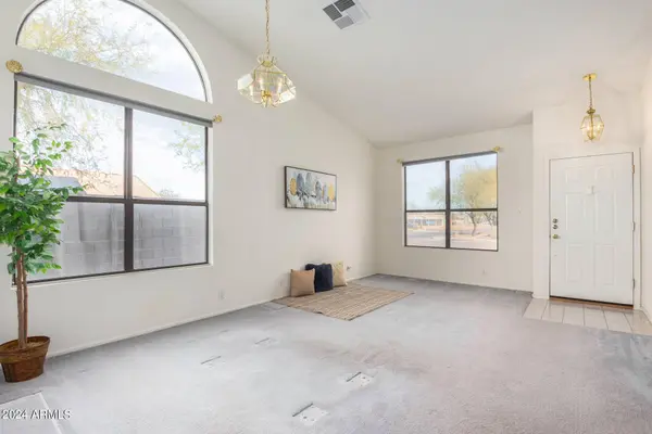 20450 N 39th Drive, Glendale, AZ 85308