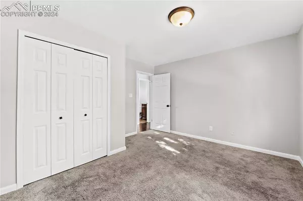 3830 Half Turn RD, Colorado Springs, CO 80917