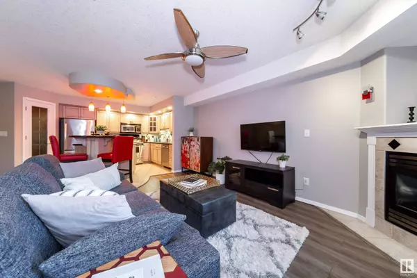 #138 9008 99 AV NW, Edmonton, AB T5H 4M6