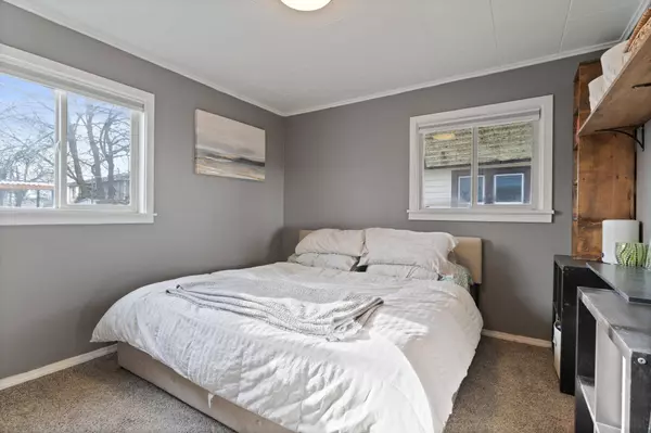 1504 E Lacrosse Ave, Spokane, WA 99207