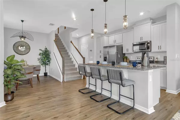 1192 LAKESHORE BREEZE PL, Kissimmee, FL 34747