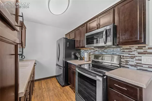 2165 Bainbridge RD, Colorado Springs, CO 80916