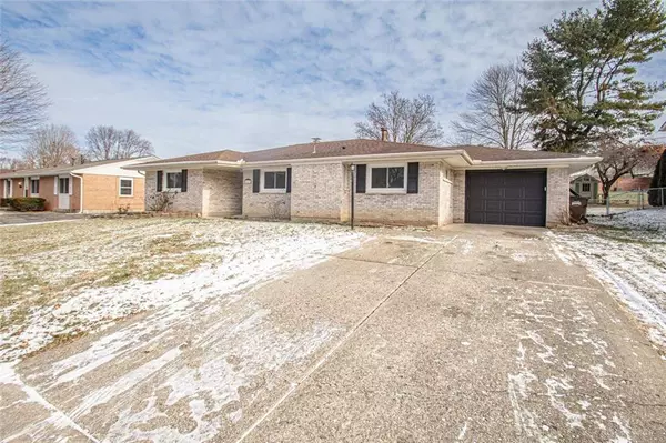 643 Saxony Drive, Xenia, OH 45385