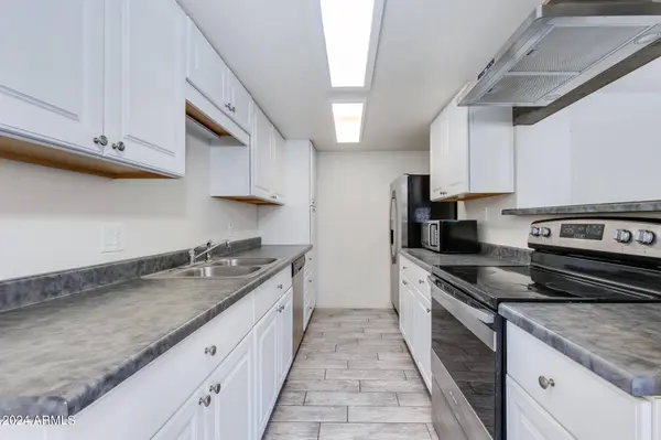 1209 E TOWNLEY Avenue, Phoenix, AZ 85020
