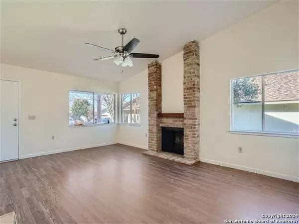 8414 Clear Meadows, Converse, TX 78109