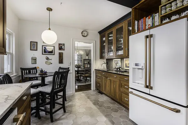 328 Mayfield NE Avenue, Grand Rapids, MI 49503