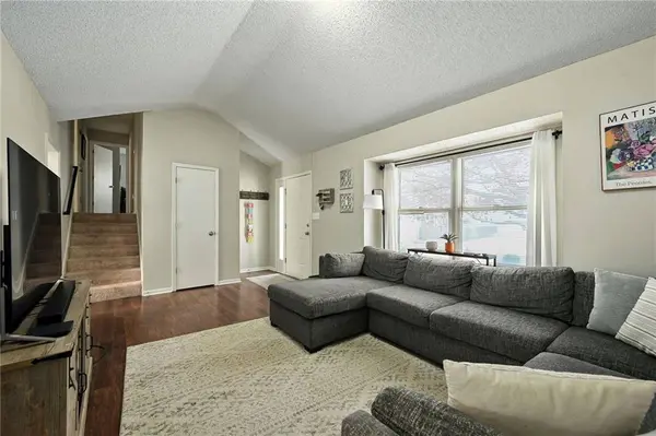 2547 S Trail Ridge DR, Independence, MO 64055