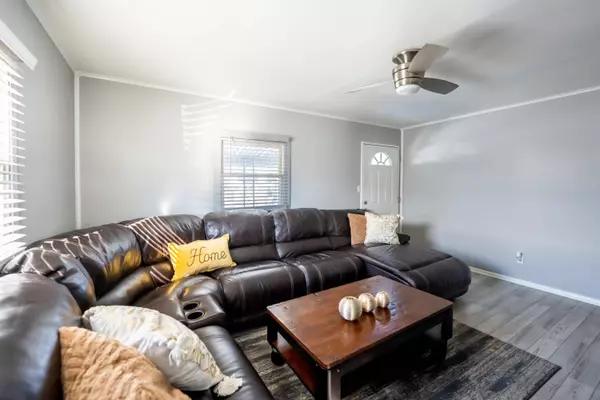 906 Marcellus DR, Lexington, KY 40505