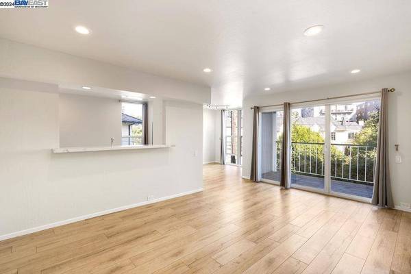 365 Perkins St #201, Oakland, CA 94610