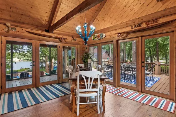 763 E Eagle Point Dr, Mount Vernon, TX 75457