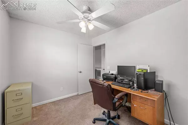 2165 Bainbridge RD, Colorado Springs, CO 80916