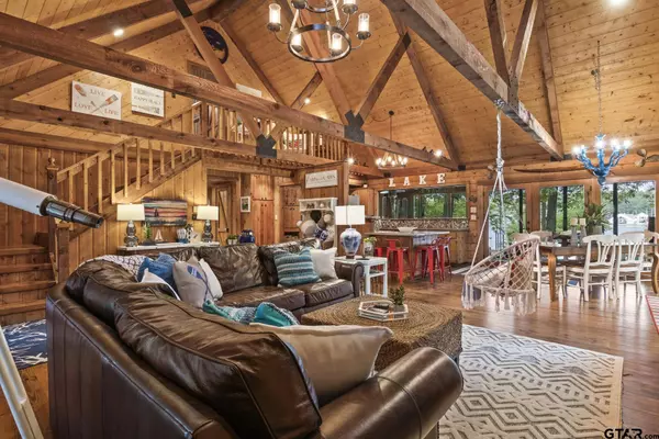 763 E Eagle Point Dr, Mt Vernon, TX 75457