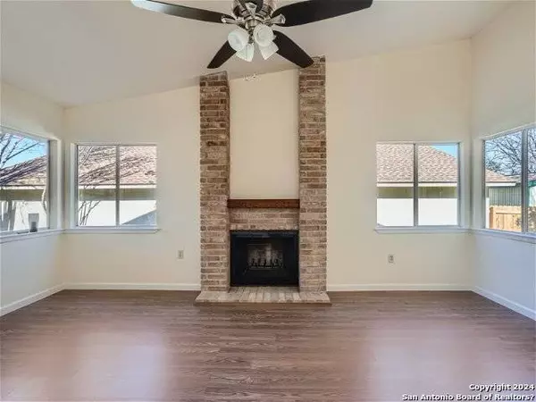 8414 Clear Meadows, Converse, TX 78109