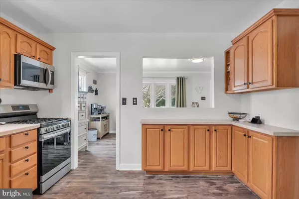 3 ASTOR AVE, West Berlin, NJ 08091