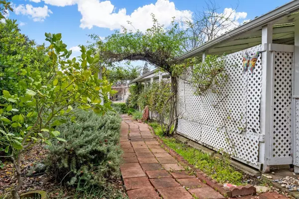 6221 Summerset LN, Citrus Heights, CA 95621