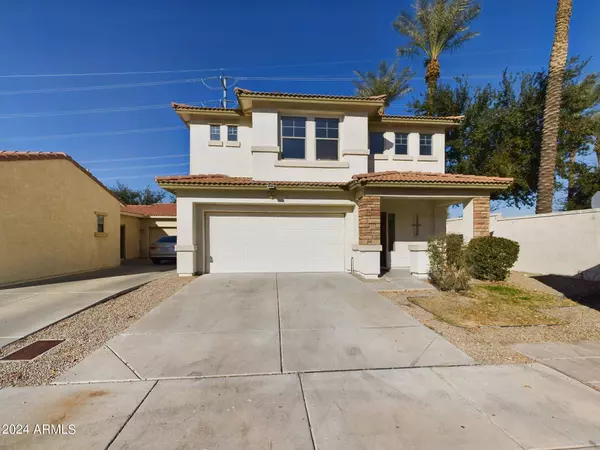 5202 W SHAW BUTTE Drive, Glendale, AZ 85304