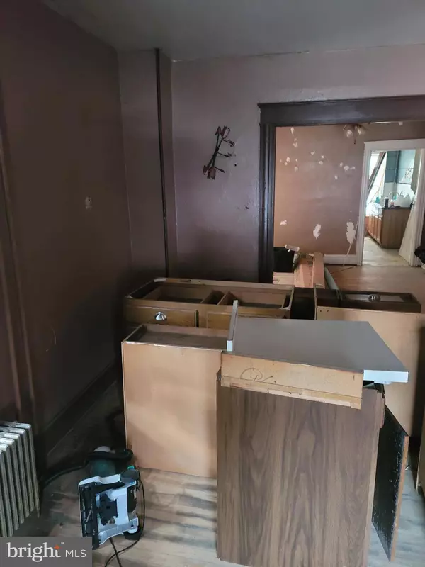 615 CEMETERY ST, Williamsport, PA 17701