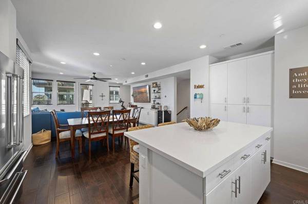 1562 Vista Del Mar WAY #1, Oceanside, CA 92054