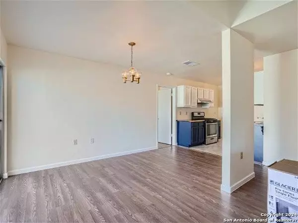 8414 Clear Meadows, Converse, TX 78109