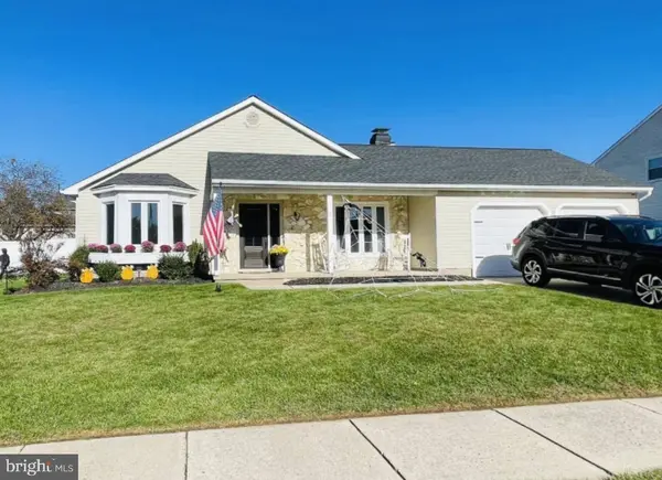 5 CAMERON CIR, Clementon, NJ 08021