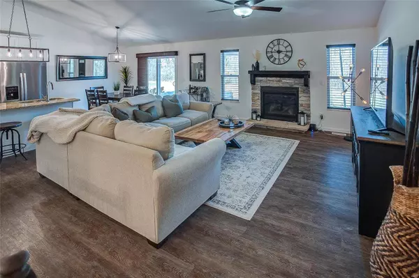 824 Chesapeake Junction LN, O'fallon, IL 62269